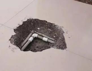 乌拉特后卫生间漏水维修公司为您分享如何判断家里漏水