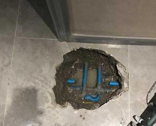 乌拉特后阳台漏水维修公司分享下暖气管道漏水的原因有哪些